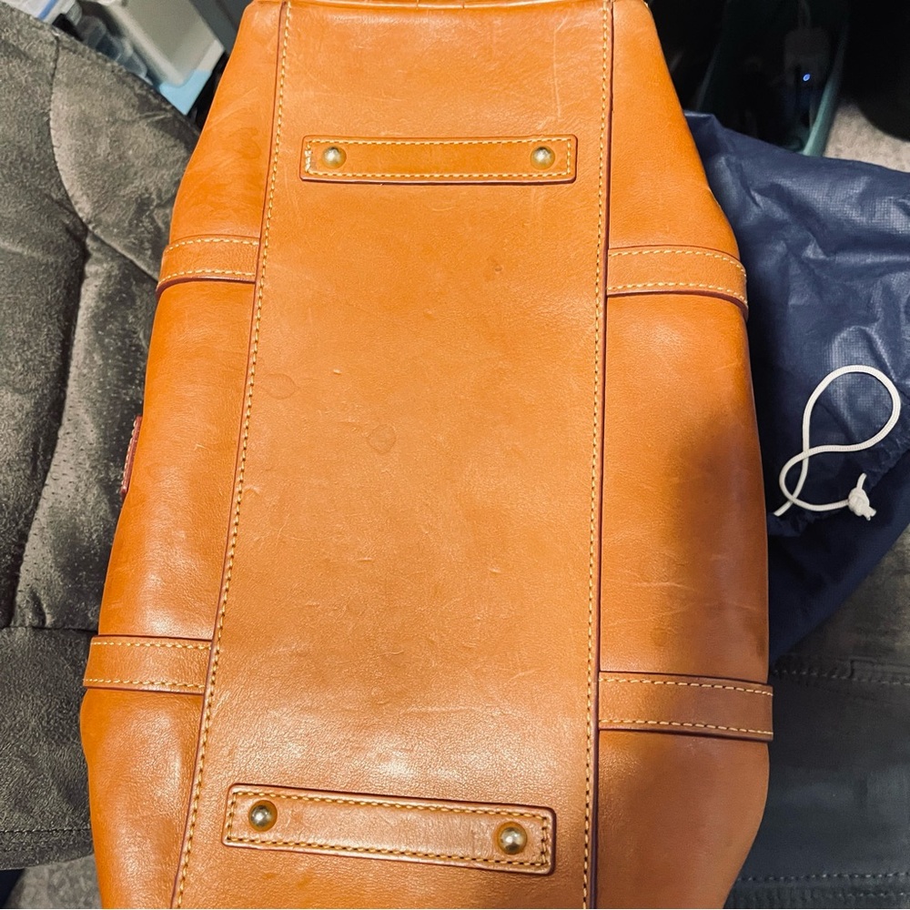 Dooney & Bourke Florentine Leather Domed Buckle Purse Satchel Natural, Dust Bag - Picture 12 of 12